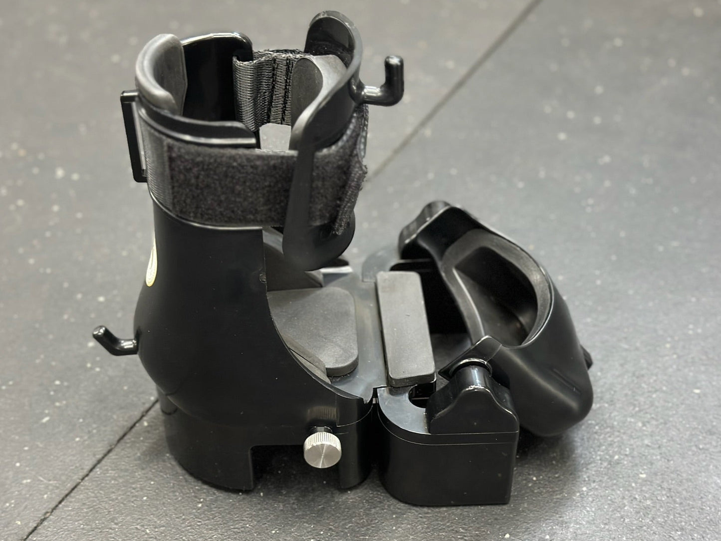 "FoosFoot™ foot and ankle strengthening device for athletes and rehabilitation"
